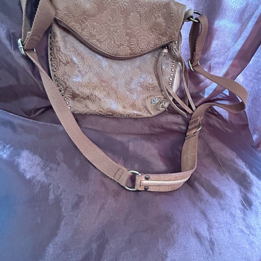 The Sak Silverlake floral crossbody - Picture 2 of 7